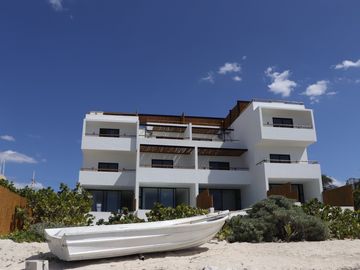Hermosa villa en Venta frente al Mar en las playa de san Benito Yucatan