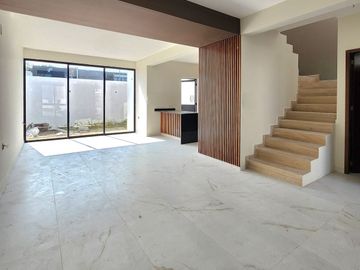 Casa en VENTA en LOMAS DEL DORADO