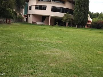 Quinta con Espectacular Jardín en zona Tepotzotlán