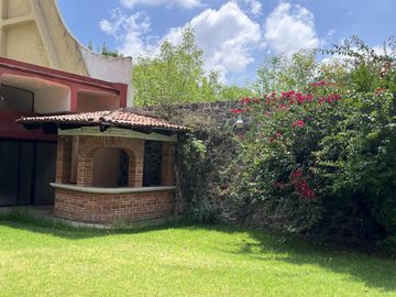 Quinta con Espectacular Jardín en zona Tepotzotlán