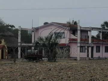 Ranchos Venta Xicoténcatl  01-RV-11520
