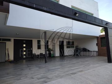 Casas Venta Monterrey  01-CV-12011