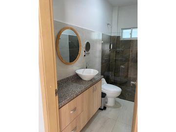 VENTA DE CABAÑA AMOBLADA EN COVEÑA - SUCRE