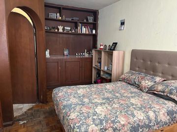 VENTA  DE CASA EN CHAPULTEPEC COUNTRY.  INVERSIÓN, ZONA FIANCIERA DE GDL.