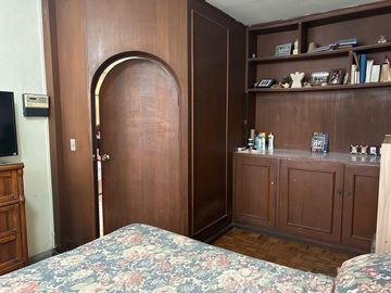 VENTA  DE CASA EN CHAPULTEPEC COUNTRY.  INVERSIÓN, ZONA FIANCIERA DE GDL.
