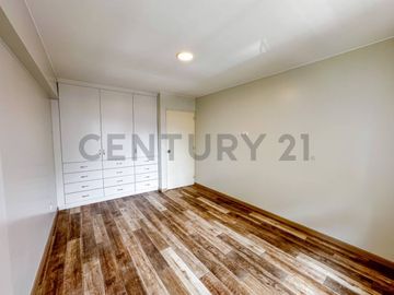 EN VENTA- DEPARTAMENTO DÚPLEX EN MAGDALENA DEL MAR