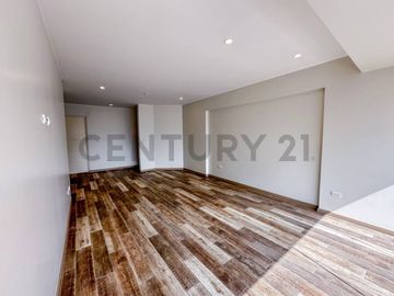EN VENTA- DEPARTAMENTO DÚPLEX EN MAGDALENA DEL MAR