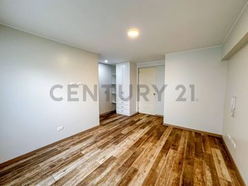 EN VENTA- DEPARTAMENTO DÚPLEX EN MAGDALENA DEL MAR
