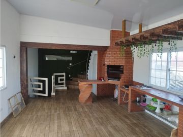SEA CONFIABLE VENDE CASA EN COLON