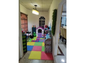 SEA CONFIABLE VENDE CASA EN COLON