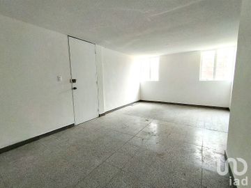 EN VENTA DEPARTAMENTO EN PLANTA BAJA, COLONIA VICENTE GUERRERO ZONA MAYORAZGO
