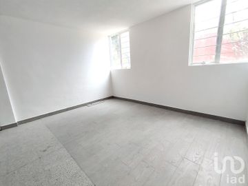 EN VENTA DEPARTAMENTO EN PLANTA BAJA, COLONIA VICENTE GUERRERO ZONA MAYORAZGO