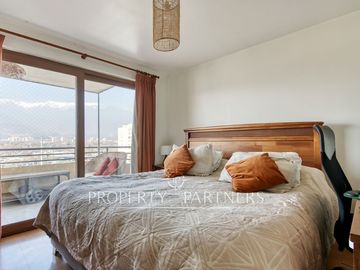 Estupendo departamento con vista 100% despejada!