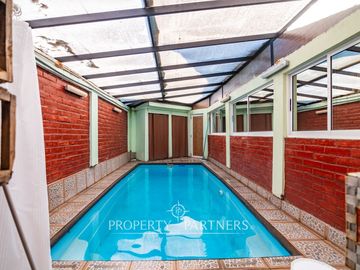 Encantadora Casa con Piscina y Amplios Espacios a Pasos de la Ruta