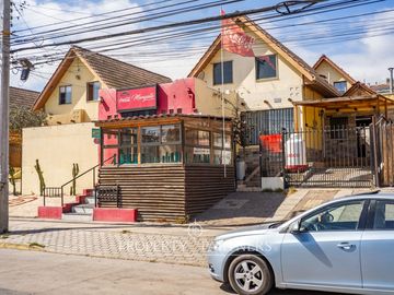 ¡¡Oferta!!!Casa con local comercial UF5.100