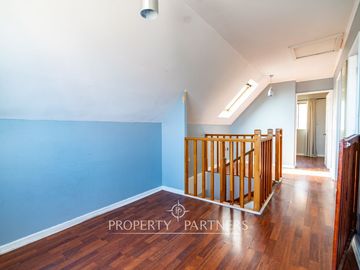 ¡¡Oferta!!!Casa con local comercial UF5.100