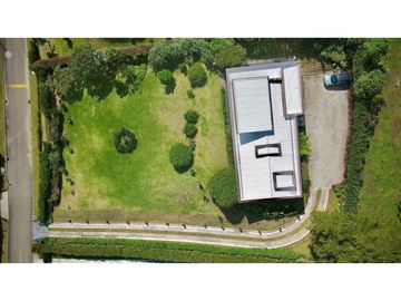 Venta Casa Campestre Exótica Vista, La Ceja
