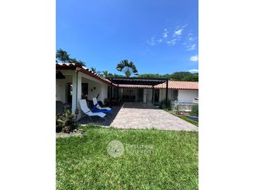 Casa en conjunto en arriendo, Kilómetro 41, Neira
