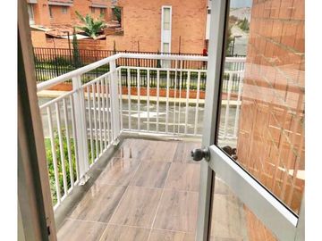 SE VENDE CASA EN CINCO SOLES JAMUNDI