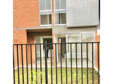 SE VENDE CASA EN CINCO SOLES JAMUNDI