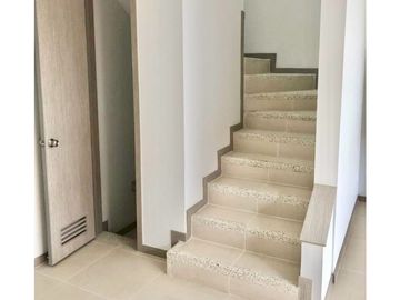 SE VENDE CASA EN CINCO SOLES JAMUNDI