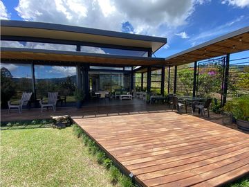 venndo casa finca vía Rionegro la Ceja Antioquia en parcelacion. JGA