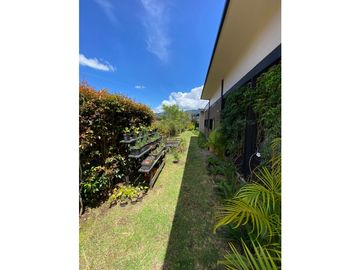venndo casa finca vía Rionegro la Ceja Antioquia en parcelacion. JGA