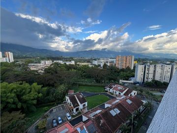 Apartamento con vista a la cordillera en venta sector Fundadores S.R