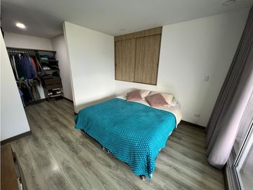 Apartamento con vista a la cordillera en venta sector Fundadores S.R