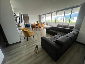 Apartamento con vista a la cordillera en venta sector Fundadores S.R
