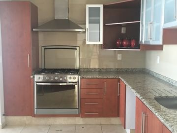 HERMOSO DEPARTAMENTO AL SUR DE LA CIUDAD
