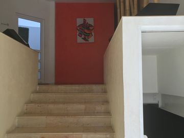 HERMOSO DEPARTAMENTO AL SUR DE LA CIUDAD