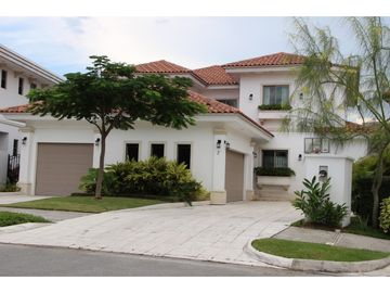 FAIRWAY ESTATES EN SANTA MARIA GOLF
