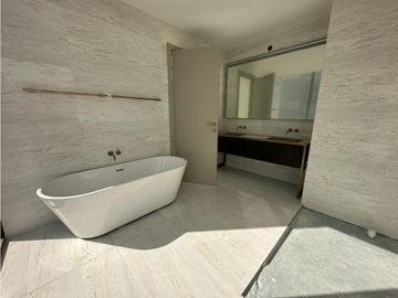 APARTAMENTO SANTA MARIA LA MAISON BY FENDI 357M2
