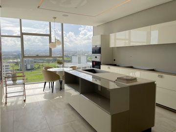 APARTAMENTO SANTA MARIA LA MAISON BY FENDI 357M2