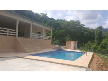 VENTA DE FINCA EN CHICA DE BUENOS AIRES. SÓLO PAZ Y TRANQUILIDAD