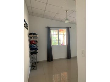 VENDO HERMOSA CASA EN URB. WEST VILLAGE HATO MONTAÑA