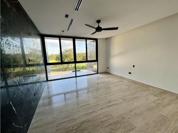 Casa premium en venta y renta Yucatán Country Club