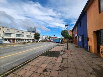 CASA-LOCAL COMERCIAL EN CARRERA CONCEPCIÓN