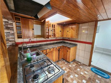 CASA-LOCAL COMERCIAL EN CARRERA CONCEPCIÓN