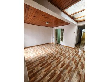 CASA-LOCAL COMERCIAL EN CARRERA CONCEPCIÓN