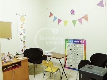 Oficina en Venta en Barrio Republica / Santiago Centro