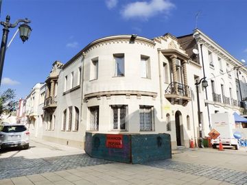 Oficina en Venta en Barrio Republica / Santiago Centro