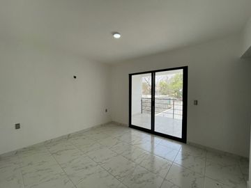 Estrena casa con alberca