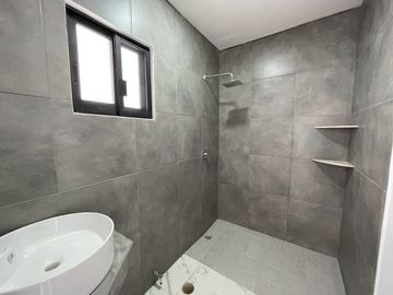 Estrena casa con alberca
