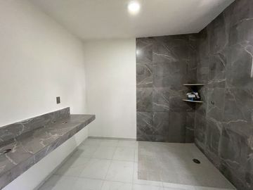 Estrena casa con alberca