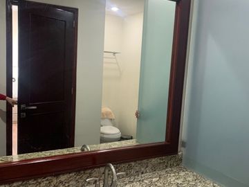 DEPARTAMENTO EN RENTA EN BOSQUE REAL AMUEBLADO (
