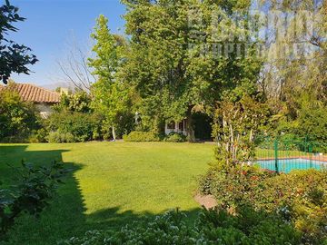 Casa en Venta en Chicureo / Piedra Roja