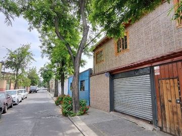 Local Comercial en Venta en ARTEMIO GUTIERREZ con LEON PRADO