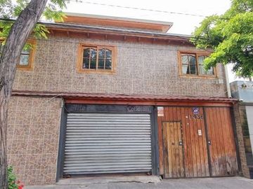 Local Comercial en Venta en ARTEMIO GUTIERREZ con LEON PRADO